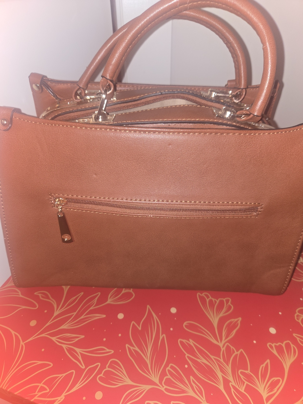 Michael Kors Women's Tan Leather Satchel Bag - Picture 2 of 9